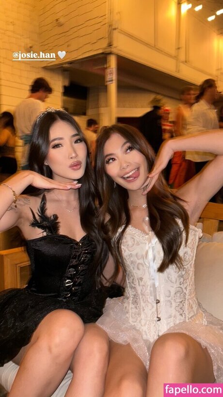 Josie Han nackt bilder