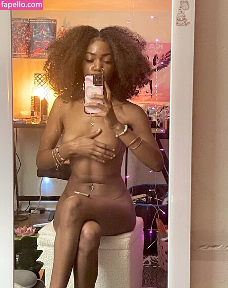 Blkgirlkai sexy heiße archiv