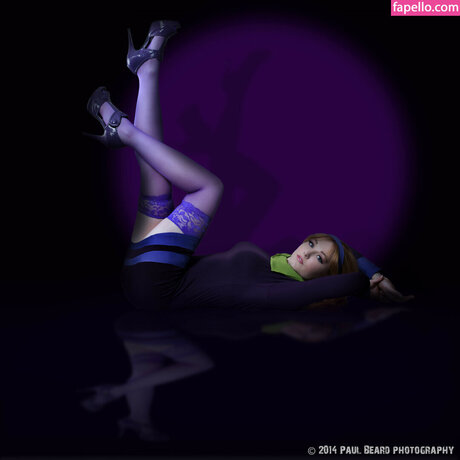 Velma Daphne Cosplay model akt bilder