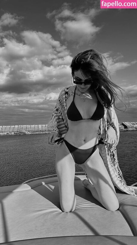 Mamarika heiße nackt bild