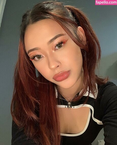 Nunubleu pornostar nackten bild