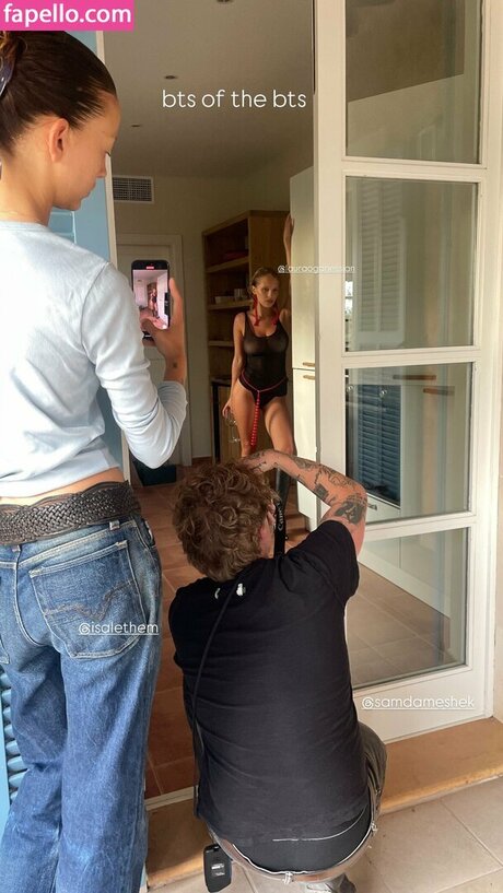 tgirl-onlyfans hübsche sex bild