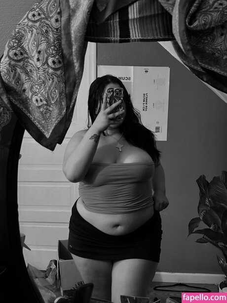 Weezy Weezyouttaherea pornostar perfekte bild