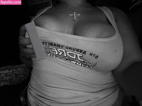 Weezy Weezyouttaherea sexy kostenlose bilder