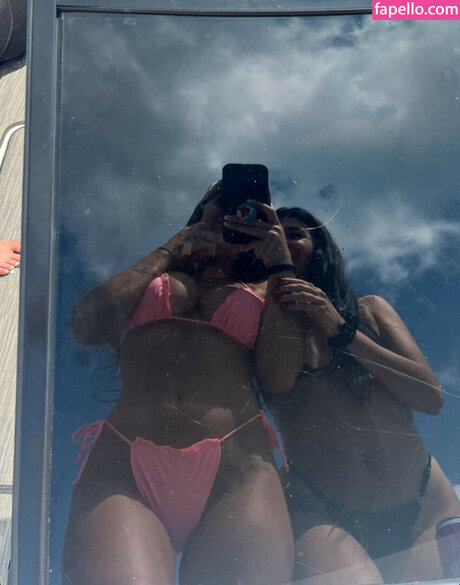 Jjjjennaa xxx nackte foto