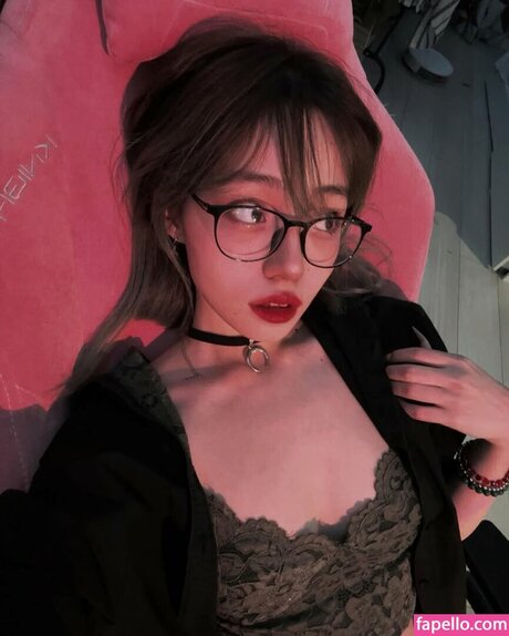 Sora daimao exklusive akt bild