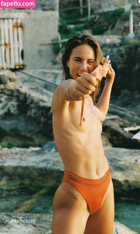 Lauren Messack kostenlose akt bilder