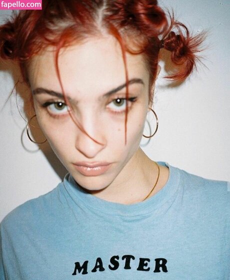 Lera Abova kostenlose pornografische bild