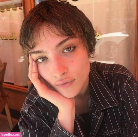 Lera Abova model porno galerien