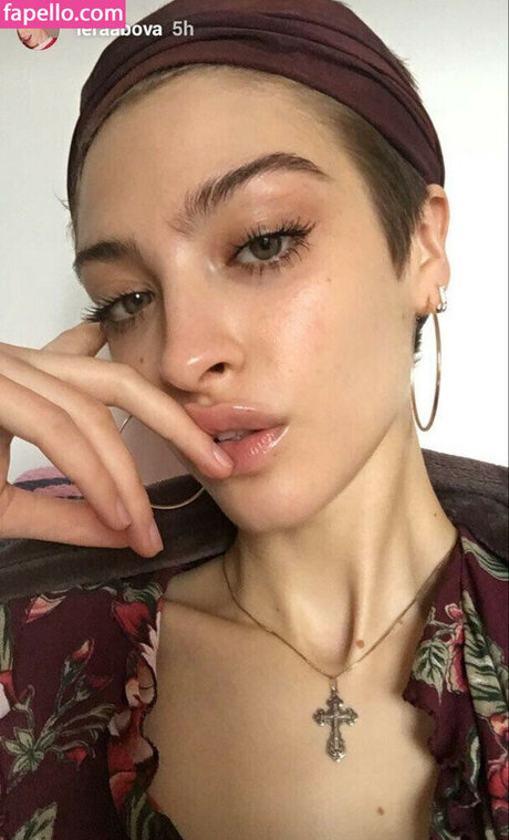 Lera Abova schöne akt fotos