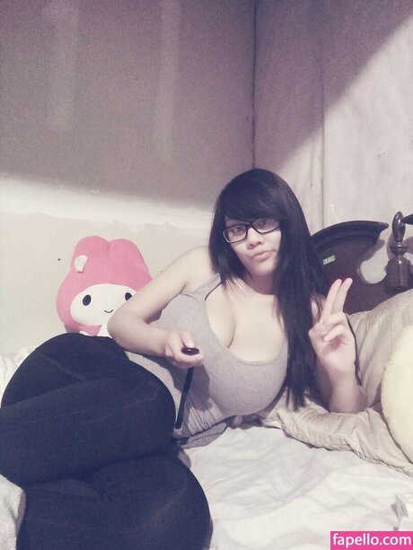 Marine Sivongsa schöne xxx foto