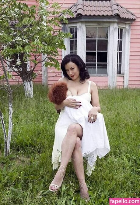 tgirl-onlyfans nacktheit perfekte bild