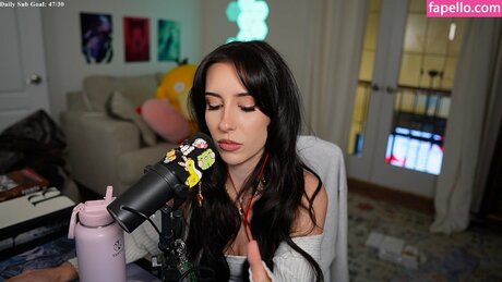 brieanneroksa nacktheit hd fotos