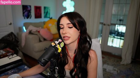 brieanneroksa kunst hd bild