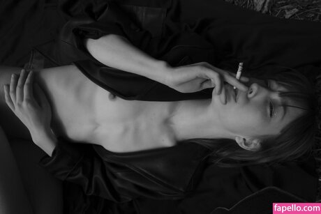 _agata kristi nacktheit perfekte bilder