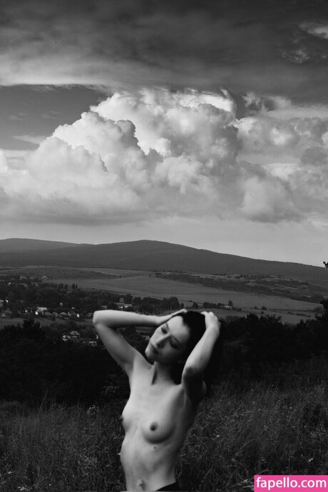 _agata kristi nackt hübsche fotos