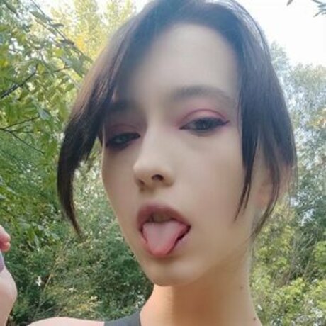 _agata kristi nacktheit nette bilder