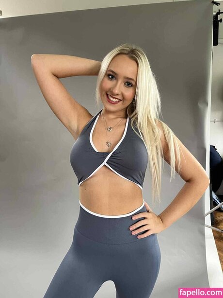 Lexi Booker hd top galerien