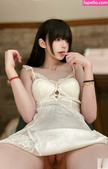 asaichan erotische nacktheit bild