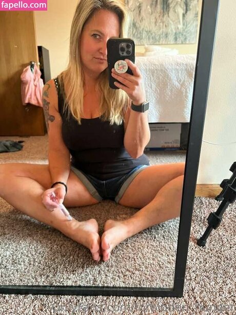 joi milf onlyfans nackt akt fotos