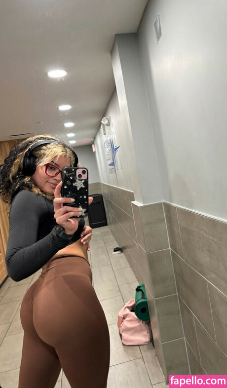 ghouluvr model akt galerie