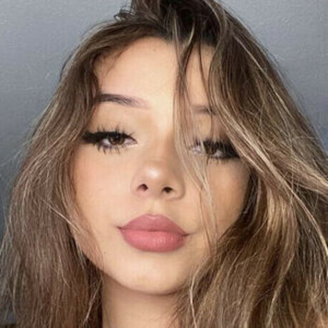 yessseeeniiaa porno nackte bilder