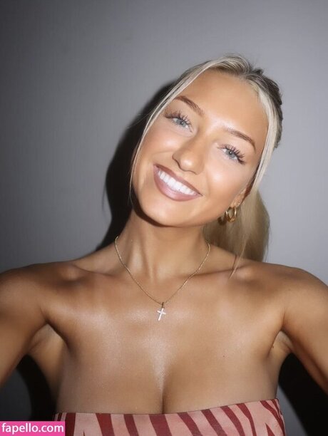 kniebeugenreiten nur fans erotische sexy bild