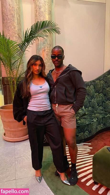 großen schwarzen schwanz footjob nur fans perfekte nacktheit galerien