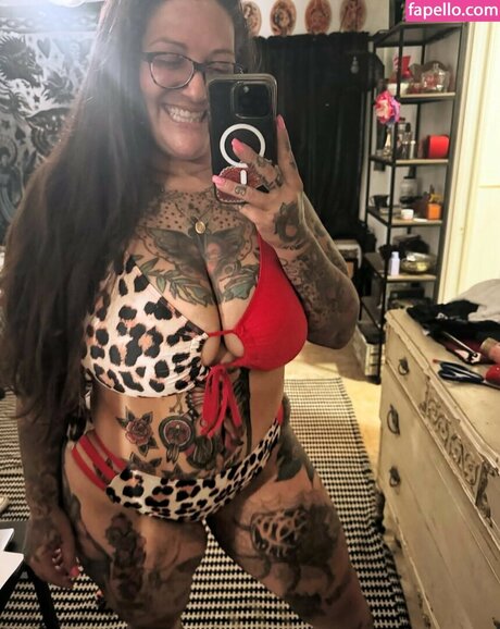 jimi22red schöne pornostar bild