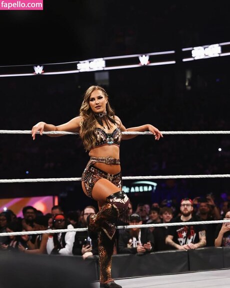 Fallon Henley hd akt galerien