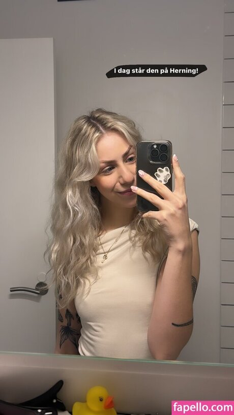 Marie Watson freie erwachsene fotos