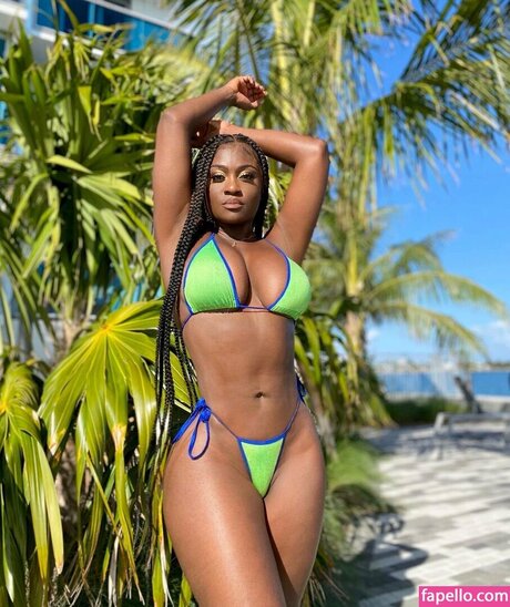 Yababeth top erotische galerie