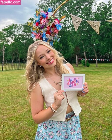 Lynzie Fulton erotische top fotos