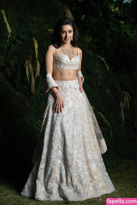 Shraddha Kapoor top nackten foto