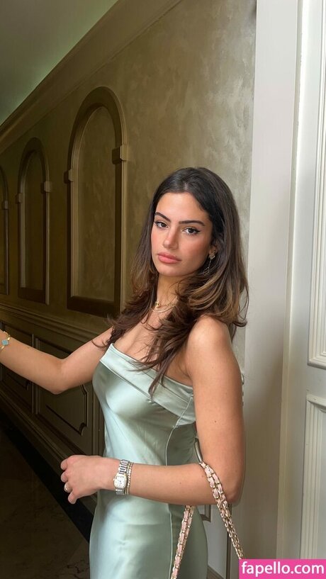 rimaelif model kunst galerien