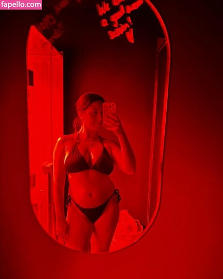 tiffanykrylov xxx pornographische bild