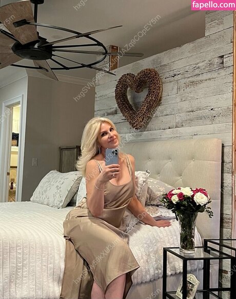 Donna Dalessandro perfekte heiße bild