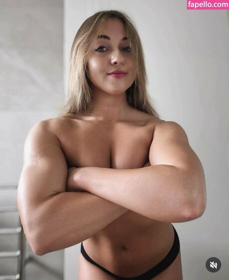 zierliche ebenholz-onlyfans kunst akt bild