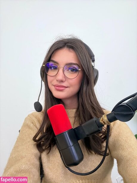 Juliette Arz schöne nackte fotos