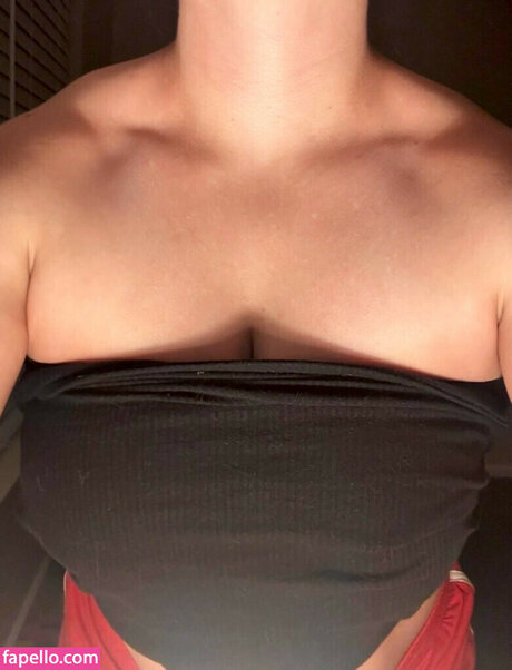 teen fake titten onlyfans hübsche nackten fotos