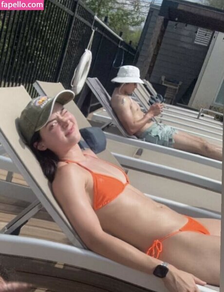 Emma Lanyi exklusive schöne bilder