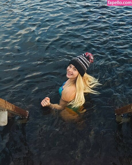 Ida Hulkko hübsche erwachsene galerien