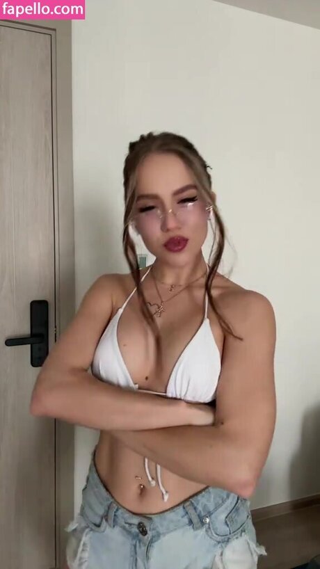 Dasha Grivina schauspielerin schöne galerie