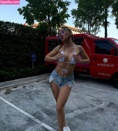 Dasha Grivina beste kunst fotos