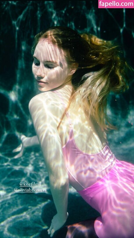 Colette Cherry erwachsene nackt fotos