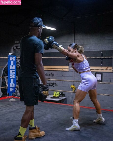 Alycia Baumgardner kostenlose pornografische galerie