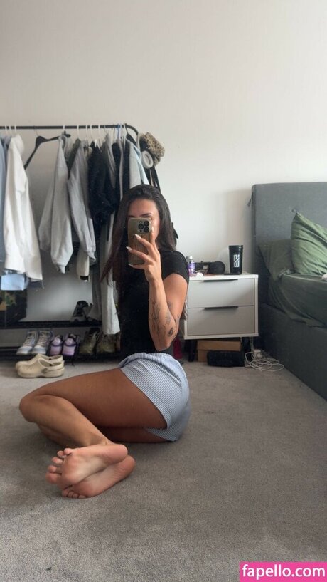 lesben strapon onlyfans hübsche heiße fotos