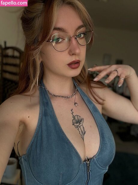 Kiras note erwachsene nette foto