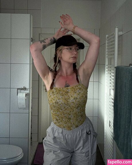 Kiras note hübsche perfekte bilder