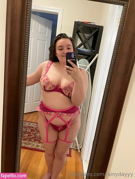 Rainydayyy3 schauspielerin freie foto